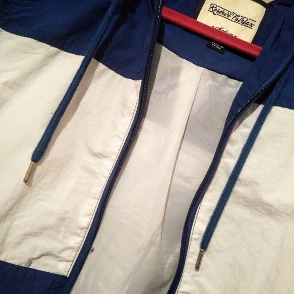 Jacket - Picture 3 of 3